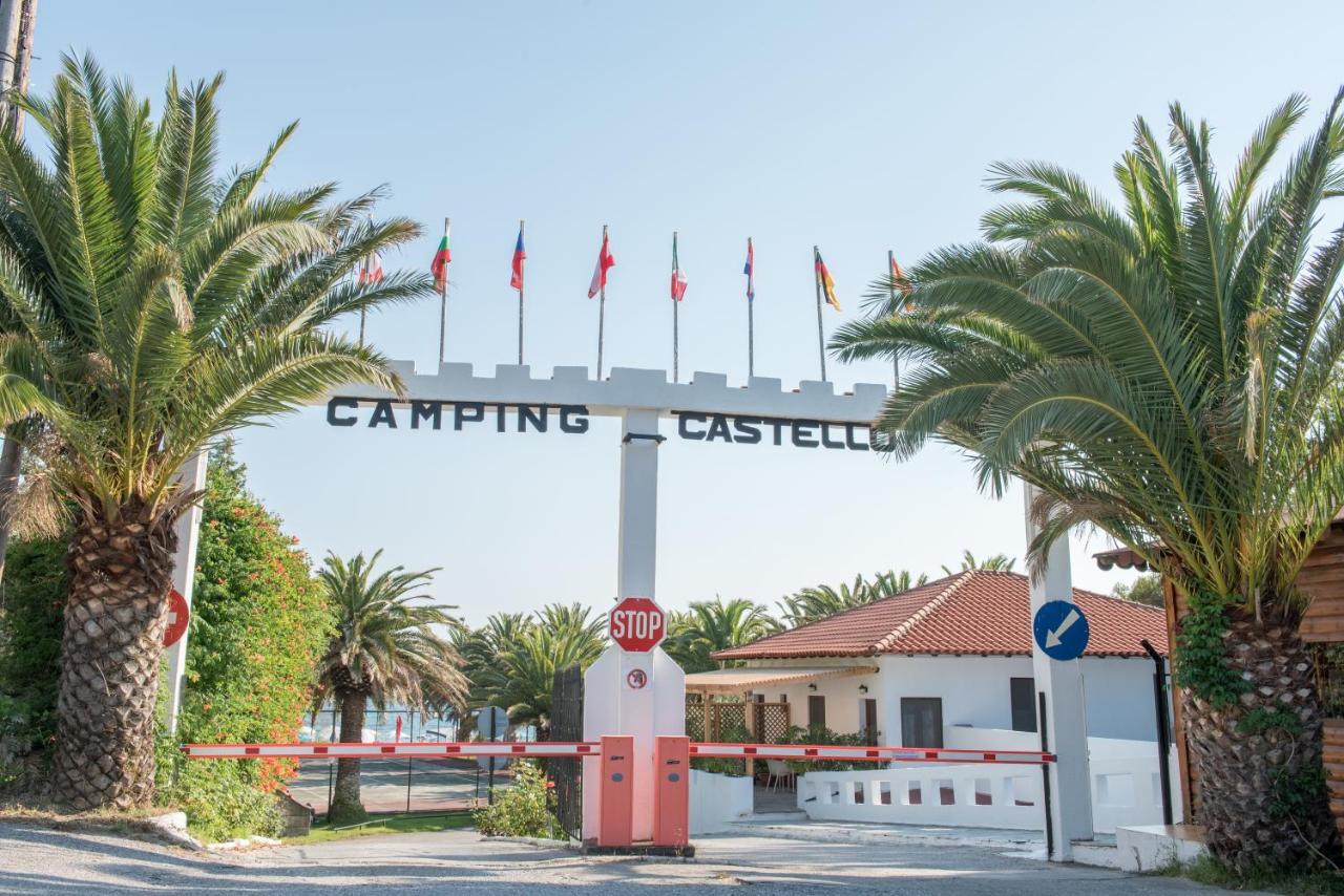 Happy Camp Mobile Homes In Castello Camping & Summer Resort Neos Marmaras Bagian luar foto